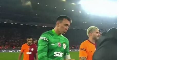 muslera.jpg