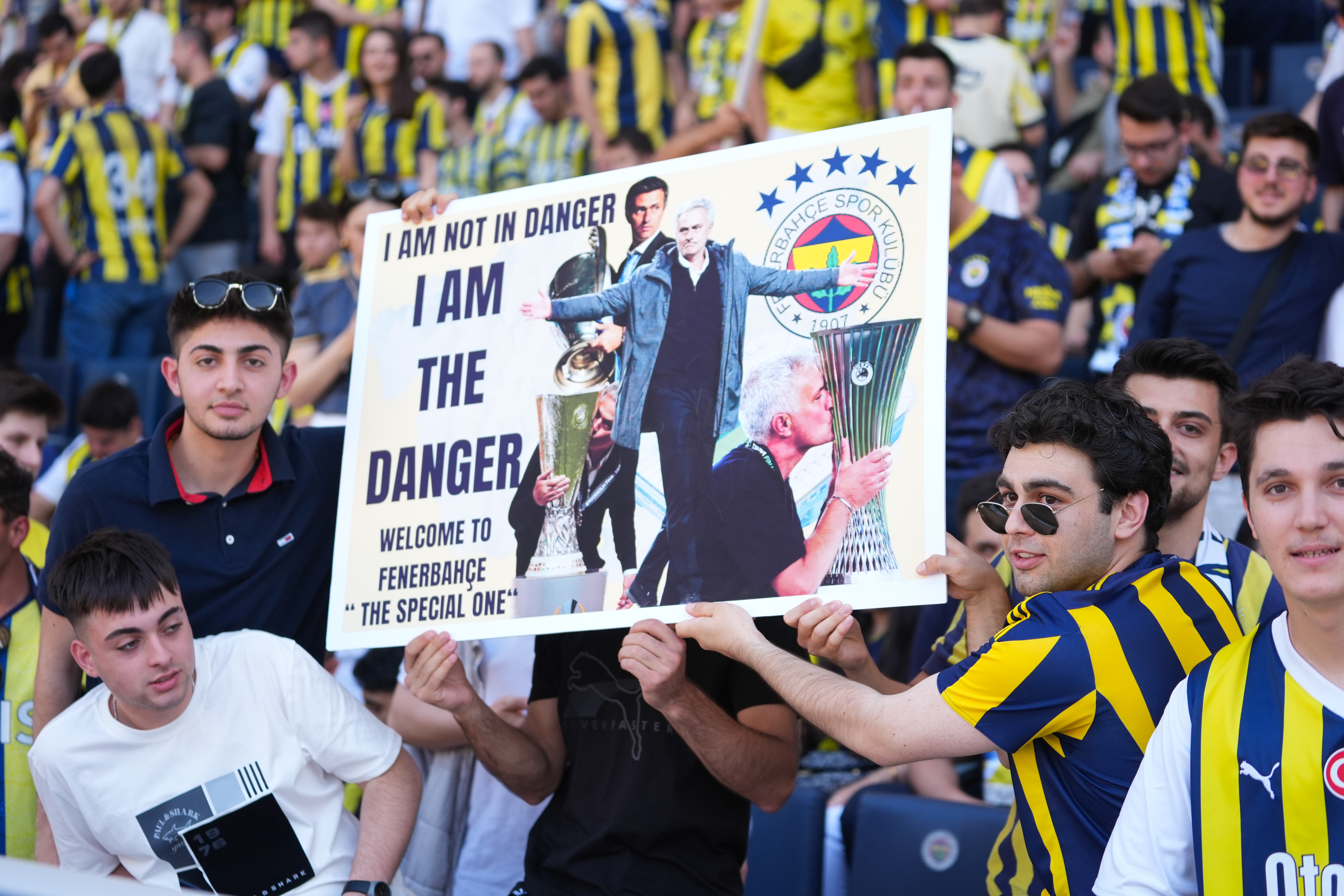 aa-20240602-34758907-34758898-signing-ceremony-of-jose-mourinho-with-fenerbahce.jpg