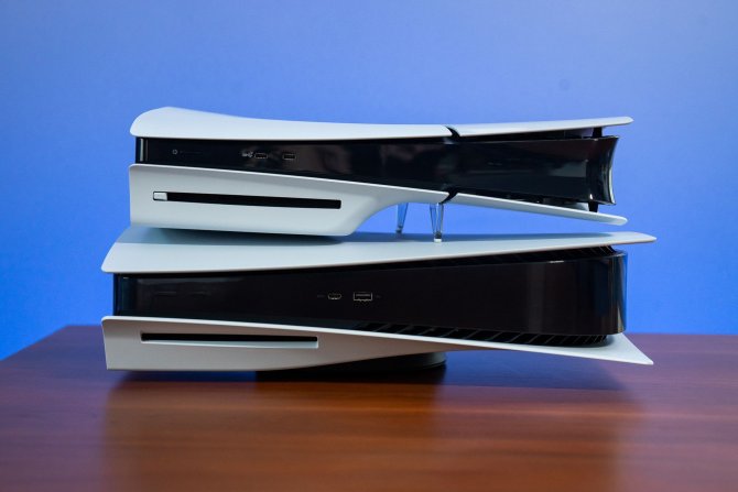 110923-new-playstation-5-slim-adibenedetto-0018.jpg